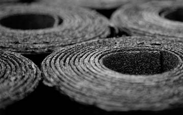 Cladach Iolaraigh bitumen roof disadvantages